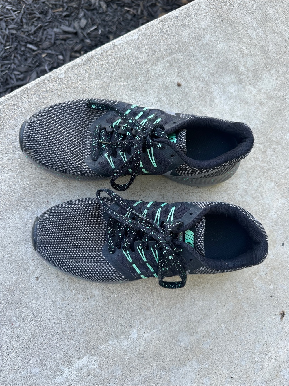 Nike run swift women’s tennis shoes size 9 - Picture 3 of 6